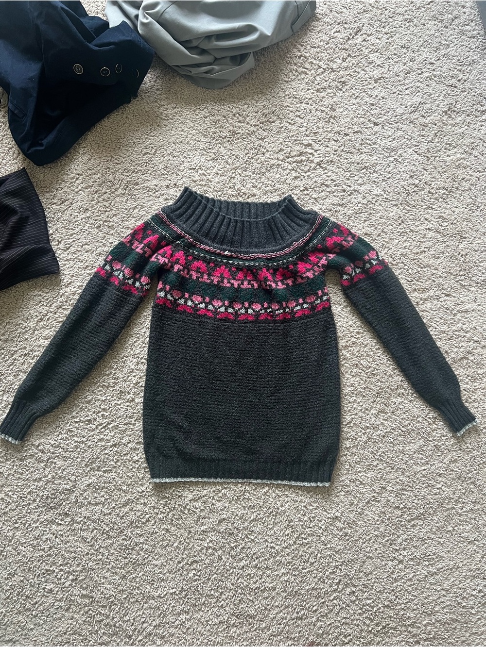Women’s Dark Gray Turtleneck Sweater with Pink Pattern